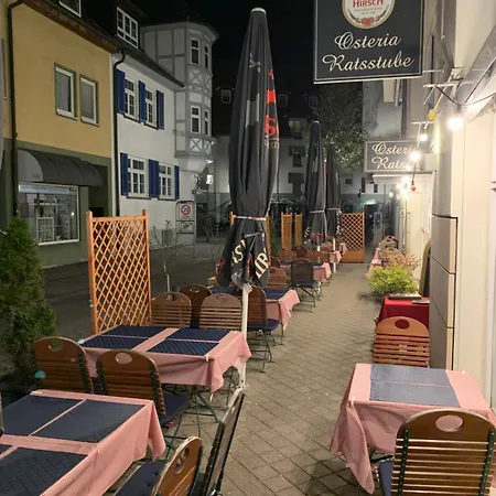 Hotel Next Door Donau Gaestezimmer Und *