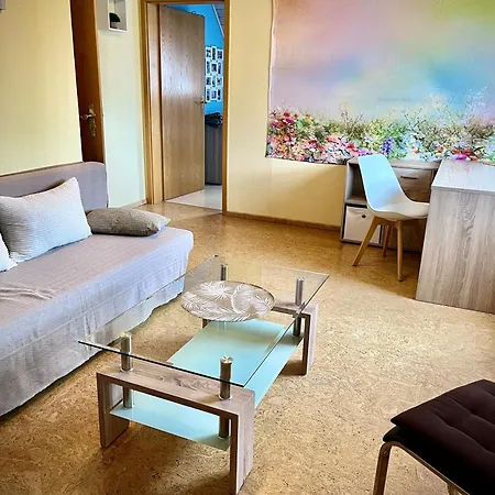Next Door Donau Gaestezimmer Und Hotel Wurmlingen